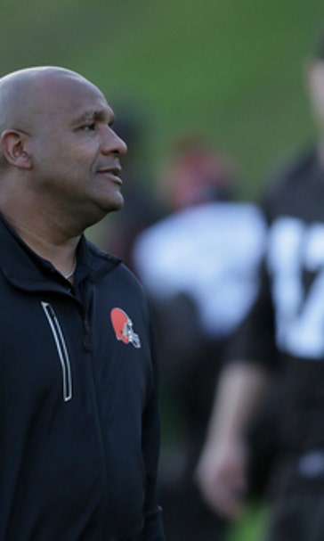 Browns QB Kizer gets rookie treatment on London trip